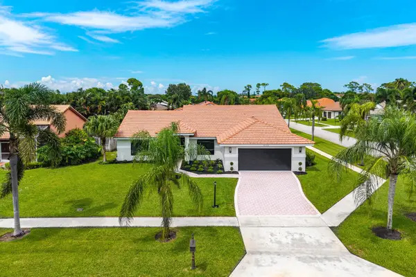 5725 Aspen Green Court, Delray Beach, FL 33484