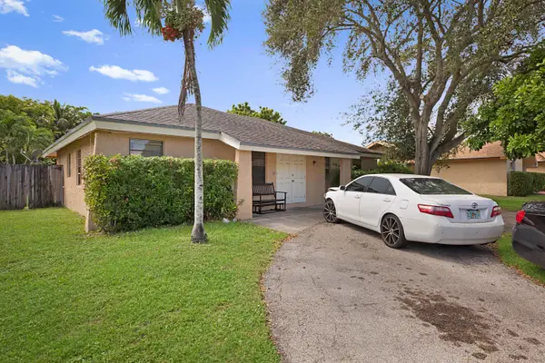 1204 SW 74th Avenue, North Lauderdale, FL 33068