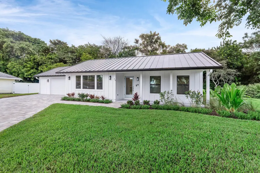 24 Russell Street, Tequesta, FL 33469 - #2