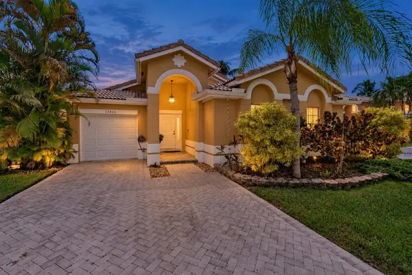 15466 SW 143rd Terrace, Miami, FL 33196