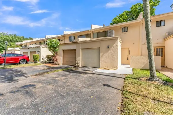 4281 NW 76 Avenue, Davie, FL 33328