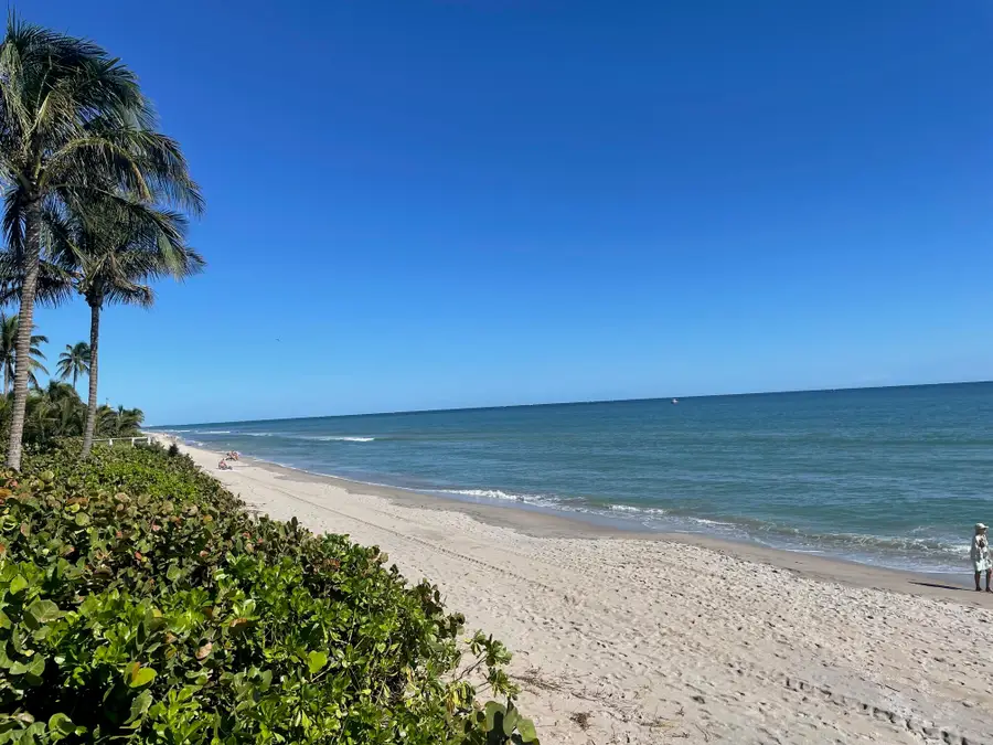 6130 Ridge Lane, Ocean Ridge, FL 33435 - #3