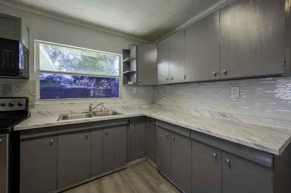 5136 Studio Drive, Zephyrhills, FL 33542