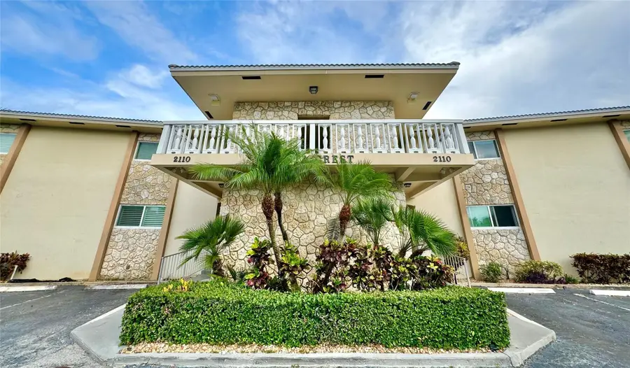 2110 NE 39th Street #2A, Fort Lauderdale, FL 33308 - #2