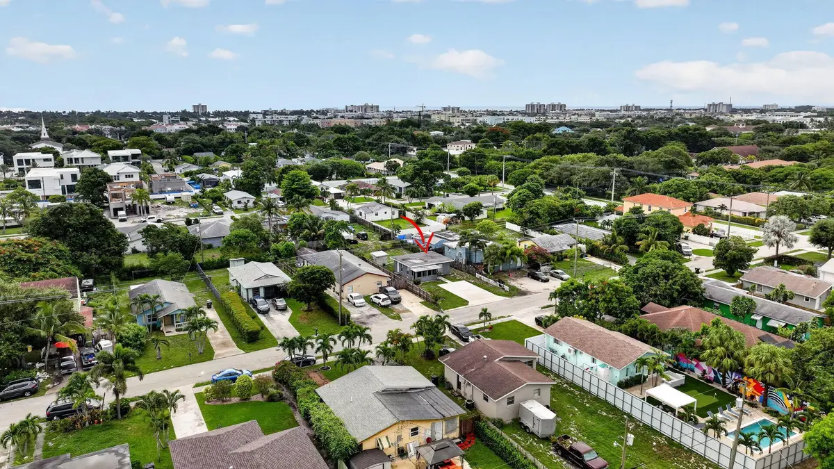 323 NW 4th Avenue, Delray Beach, FL 33444 - #1