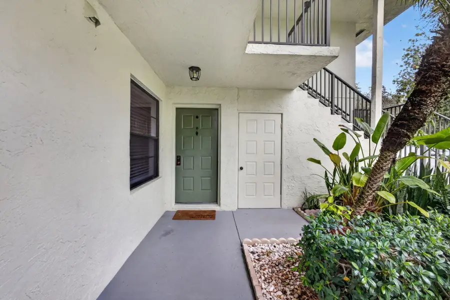 1701 Sabal Ridge Circle #D, Palm Beach Gardens, FL 33418 - #3