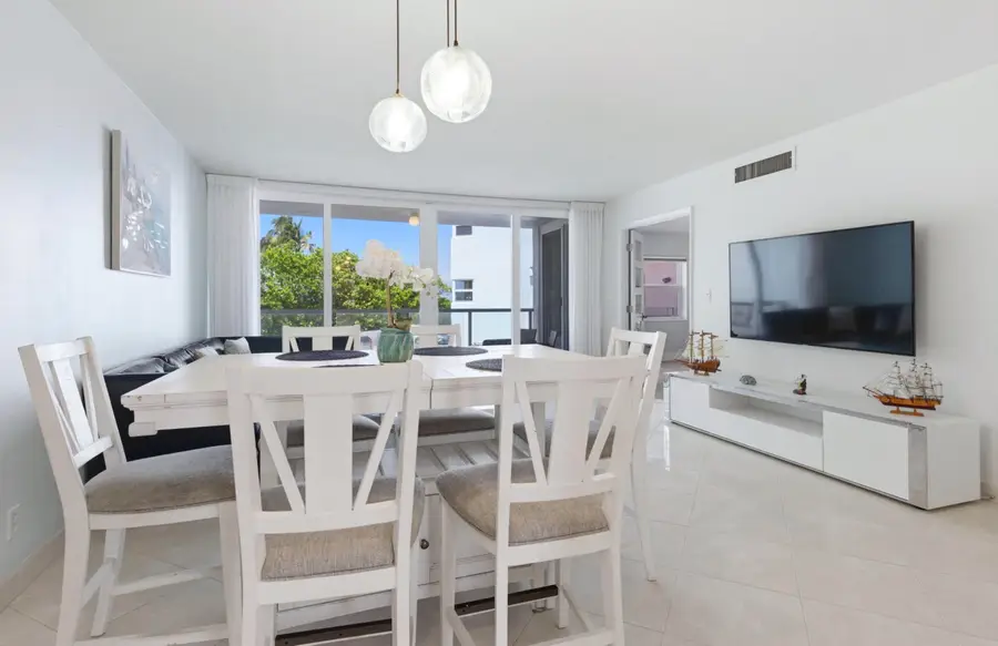 1057 Hillsboro Mile #214, Hillsboro Beach, FL 33062 - #3