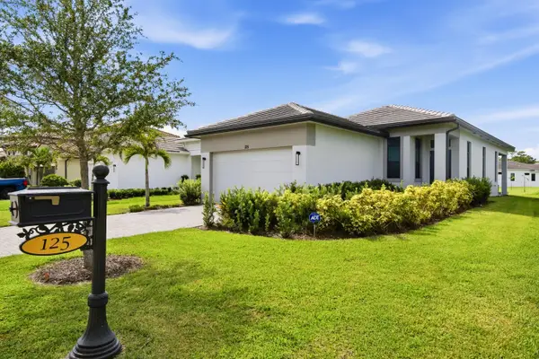125 SE Strada Cervaro, Port St Lucie, FL 34952