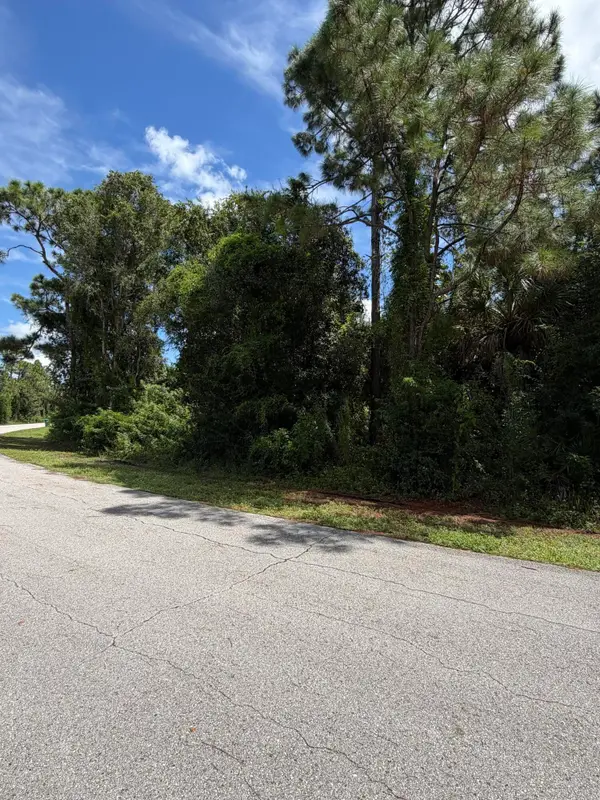 12094 Borax Avenue, Punta Gorda, FL 33955