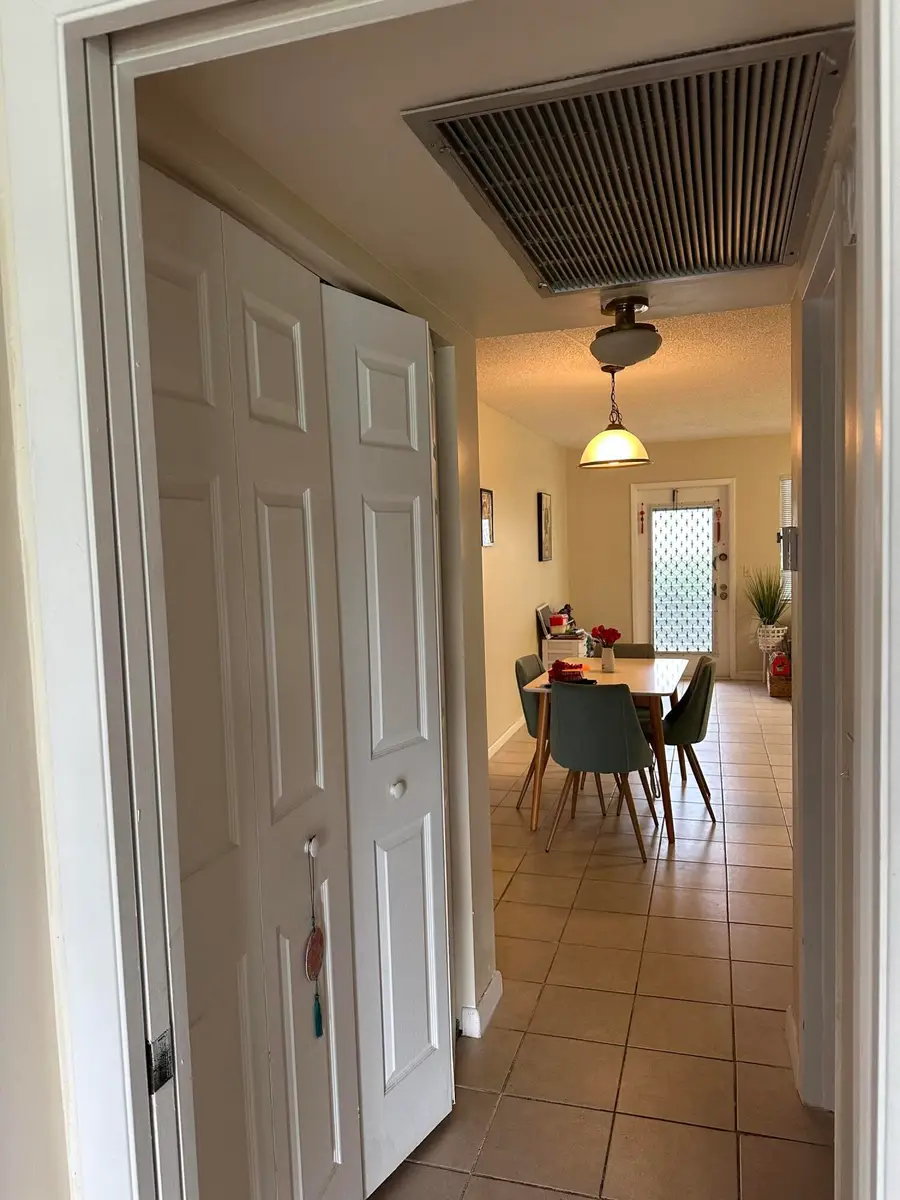 1090 Cornwall E, Boca Raton, FL 33434 - #3