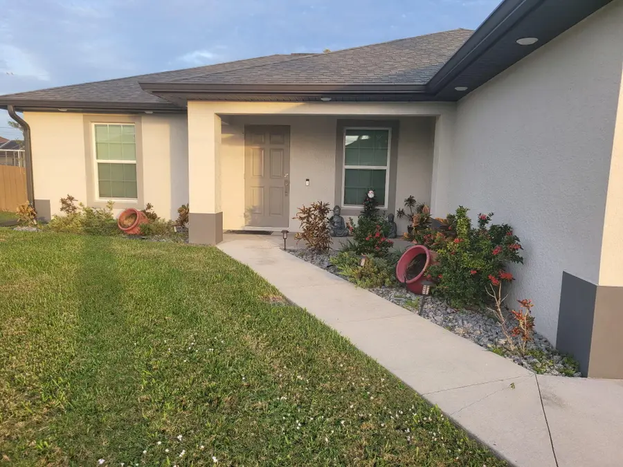 1413 NE 9th Avenue, Cape Coral, FL 33909 - #2