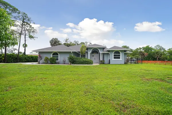 16395 E Hialeah Drive E, The Acreage, FL 33470