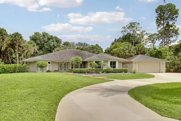 8552 Thousand Pines Circle, West Palm Beach, FL 33411