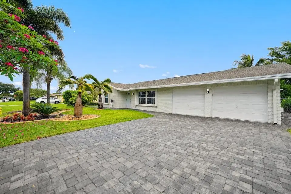 4091 Lakespur Circle N, Palm Beach Gardens, FL 33410 - #1