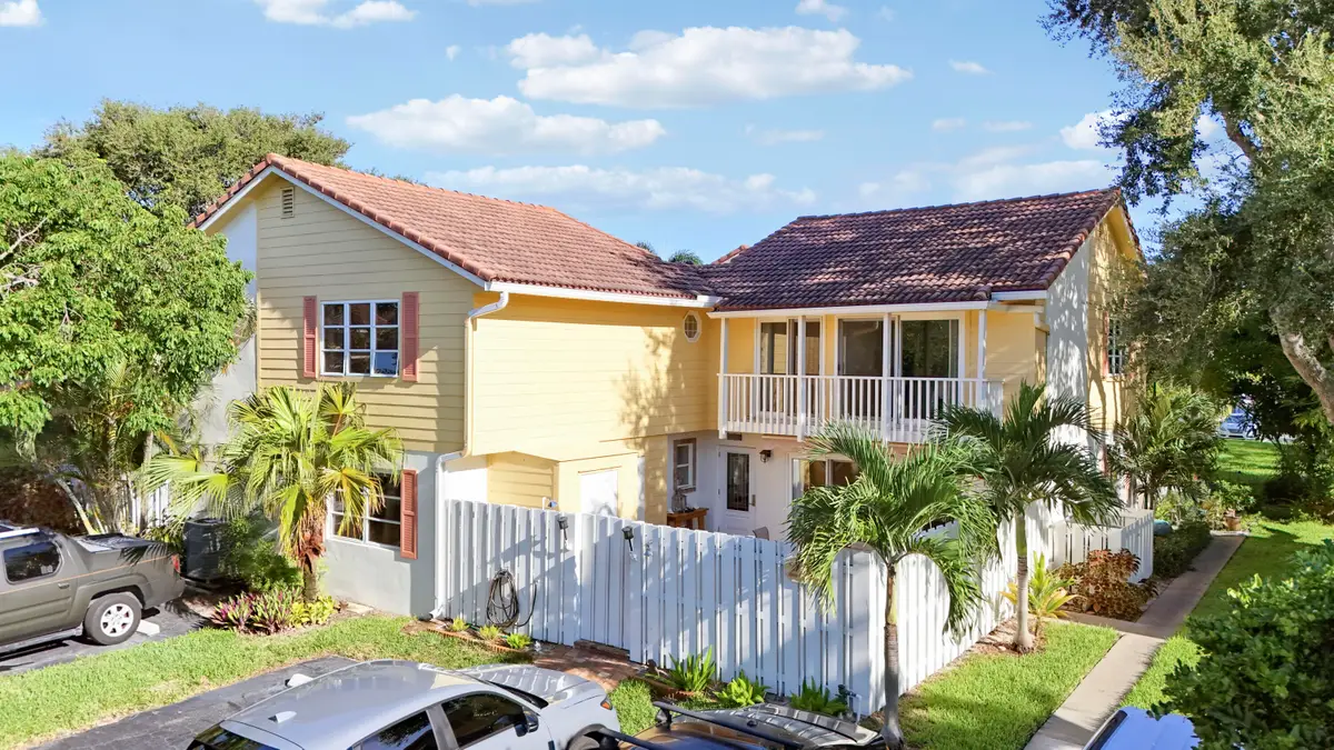232 Seabreeze Circle, Jupiter, FL 33477 - #1