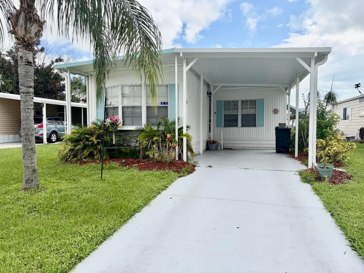 10 La Paloma Lane, Port Saint Lucie, FL 34952 - #1