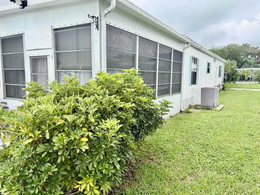 10 La Paloma Lane, Port Saint Lucie, FL 34952 - #2