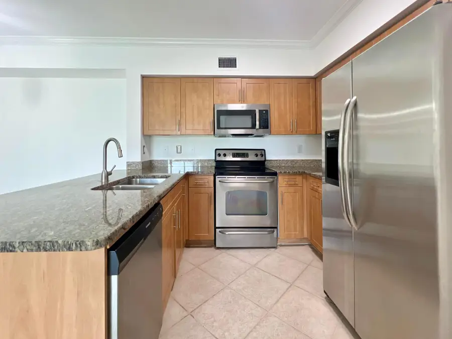 6400 Emerald Dunes Drive #104, West Palm Beach, FL 33411 - #2