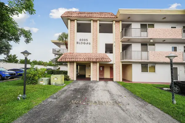 6005 Del Lago Circle #311, Sunrise, FL 33313
