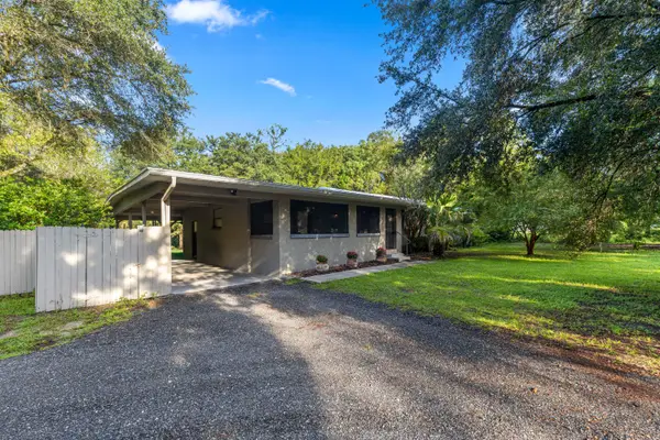 840 Pleasant Street, Lake Helen, FL 32744
