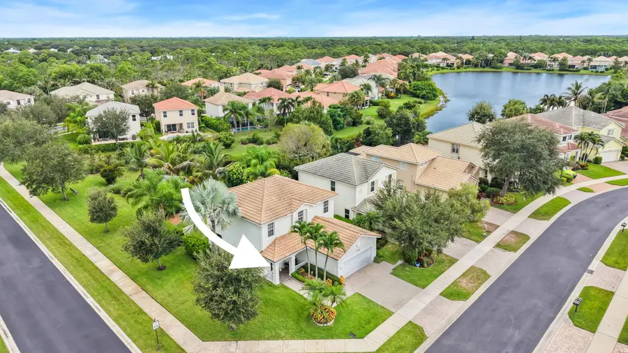 6088 SE Crooked Oak Avenue, Hobe Sound, FL 33455 - #2