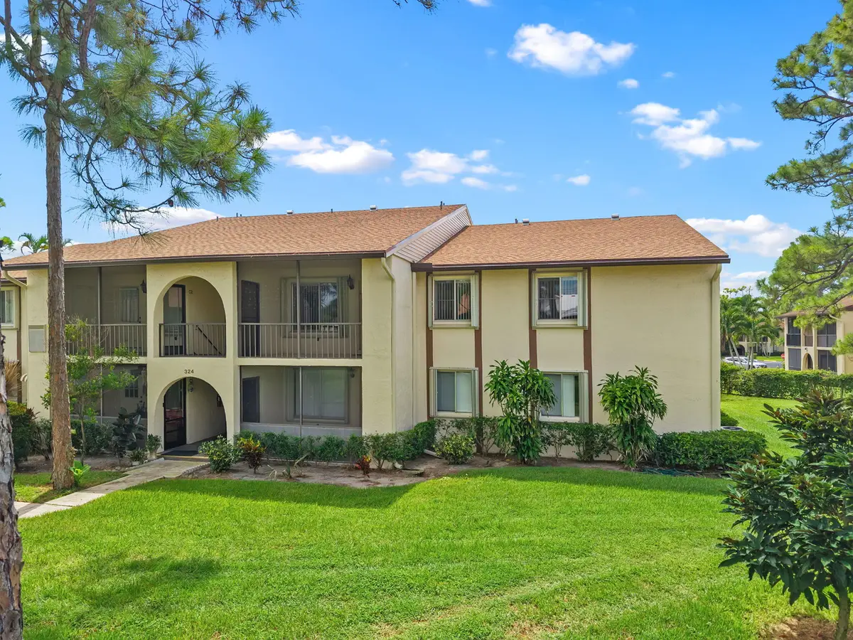 324 Knotty Pine Circle #B-2, Greenacres, FL 33463 - #1