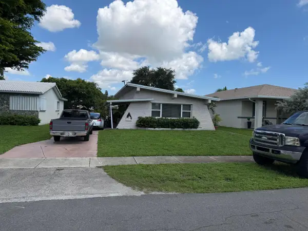 37 SE 14th Street #12, Dania Beach, FL 33004