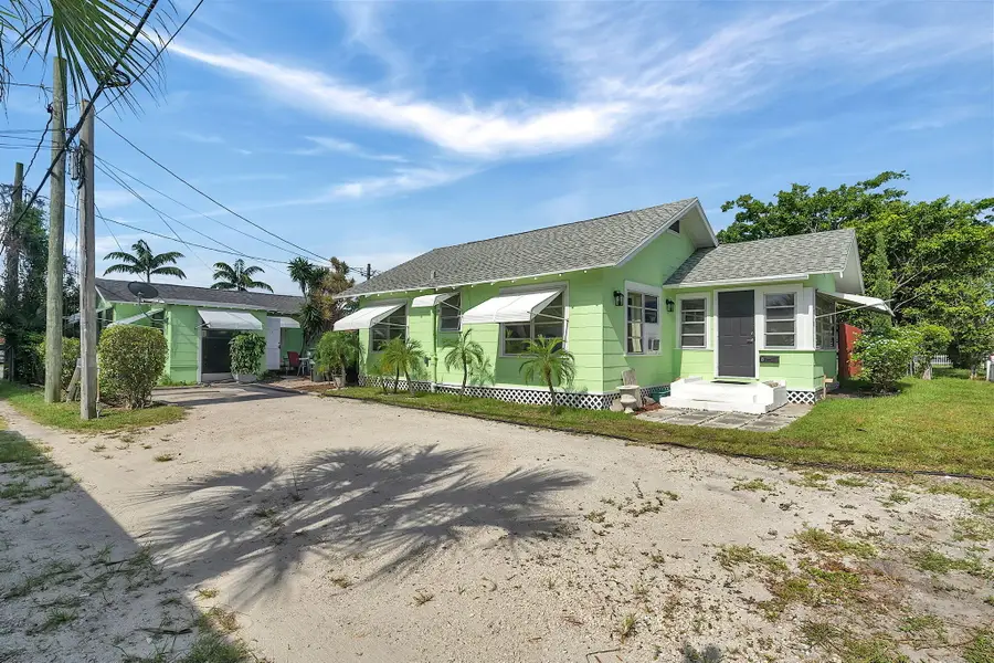 713 10th Avenue N, Lake Worth Beach, FL 33460 - #3