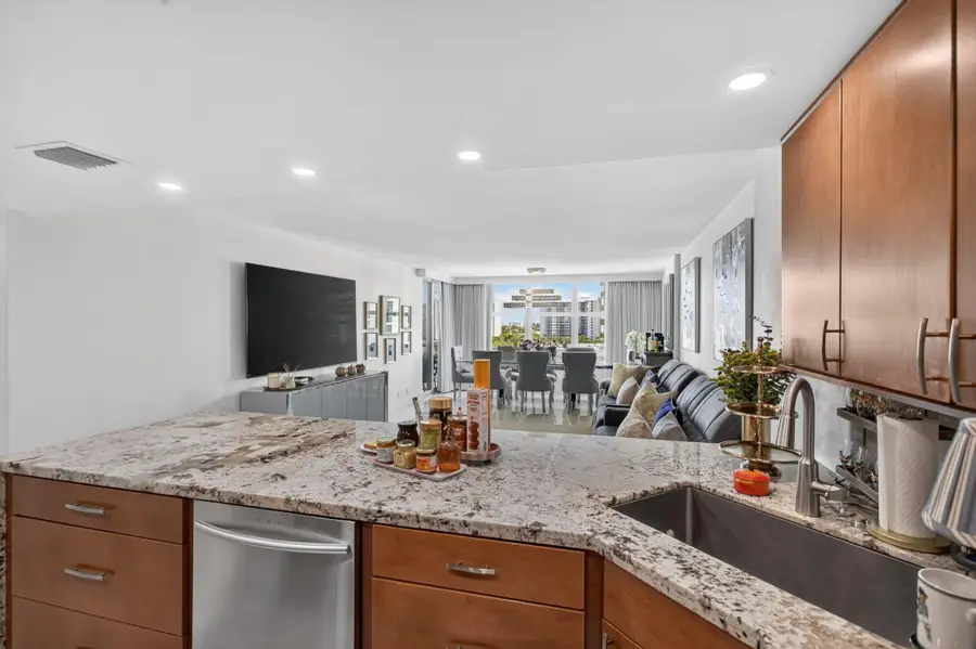 3015 N Ocean Boulevard #8B, Fort Lauderdale, FL 33308 - #3