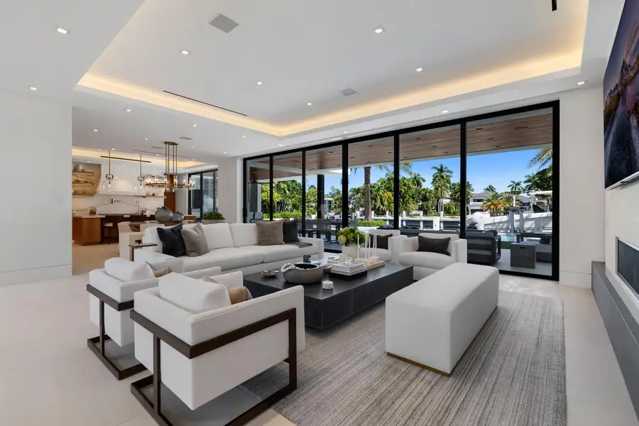 2423 Castilla Isle, Fort Lauderdale, FL 33301 - #2