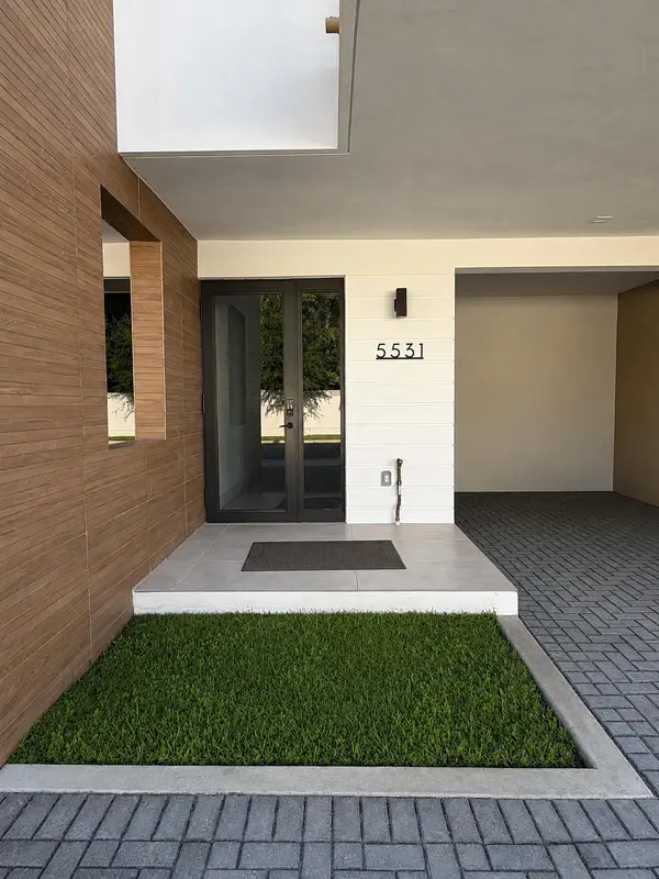 5531 W Oak Way, Fort Lauderdale, FL 33314