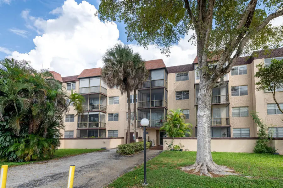 7300 NW 17th Street #105, Plantation, FL 33313 - #2