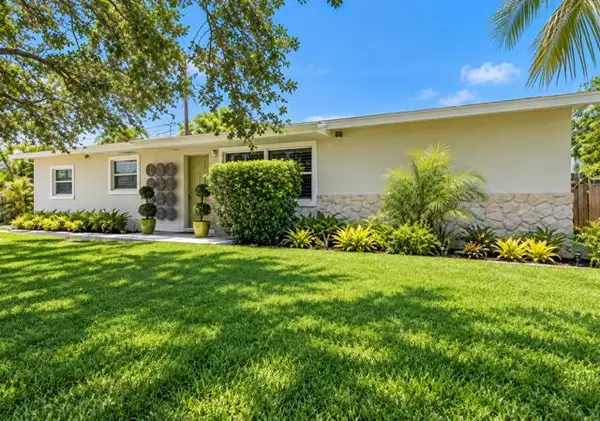 1963 Highland Drive, North Palm Beach, FL 33408