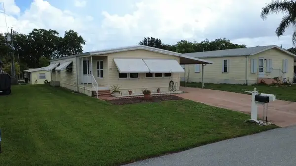7337 SE Swan Avenue, Hobe Sound, FL 33455
