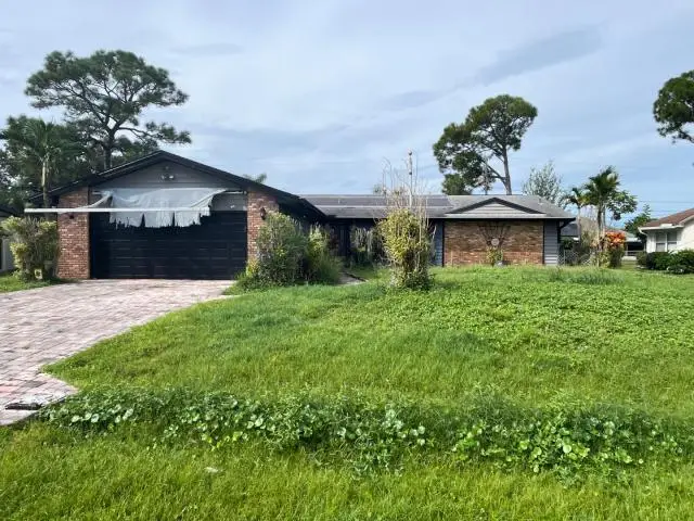 2562 SE Petit Lane, Port Saint Lucie, FL 34952 - #3