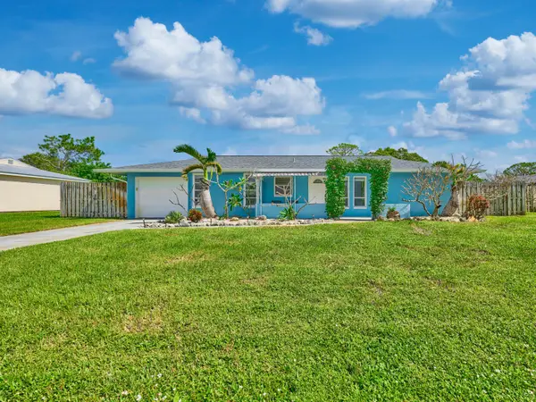 1341 SE Mohave Street, Port St Lucie, FL 34952