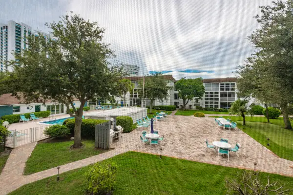 1501 S Ocean Boulevard #208, Lauderdale By The Sea, FL 33062