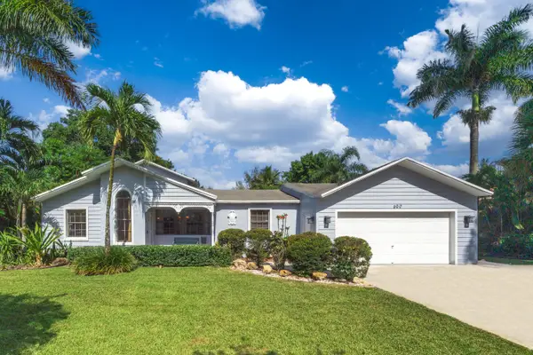 400 E Acre Drive #400, Plantation, FL 33317