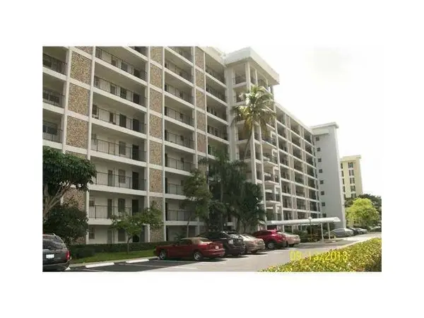 3150 N Palm Aire Drive #Unit 407, Pompano Beach, FL 33069