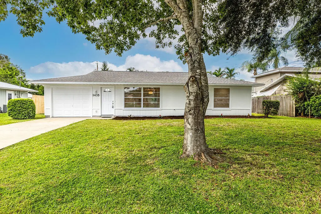 1435 30th Avenue, Vero Beach, FL 32960 - #1