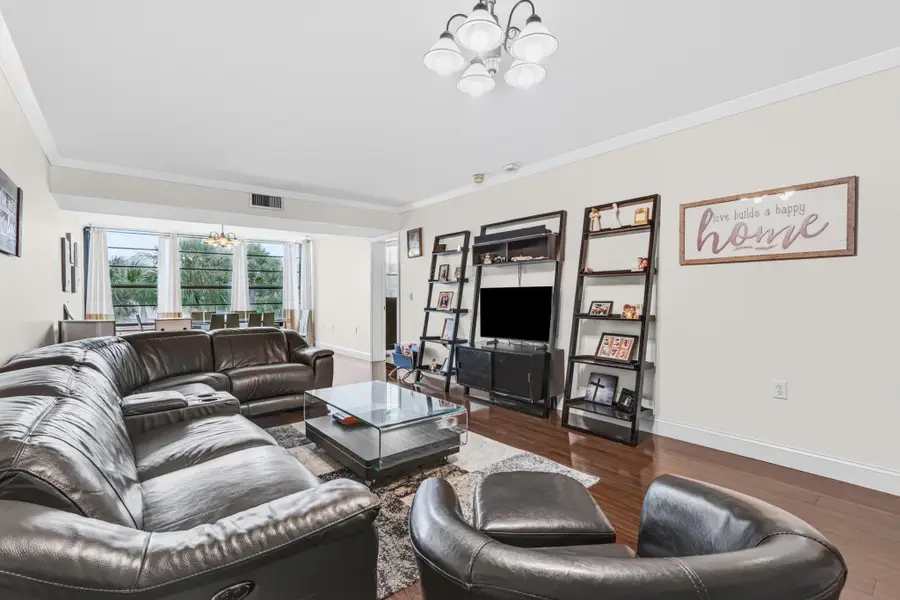 3826 Whitehall Drive #302, West Palm Beach, FL 33401 - #2