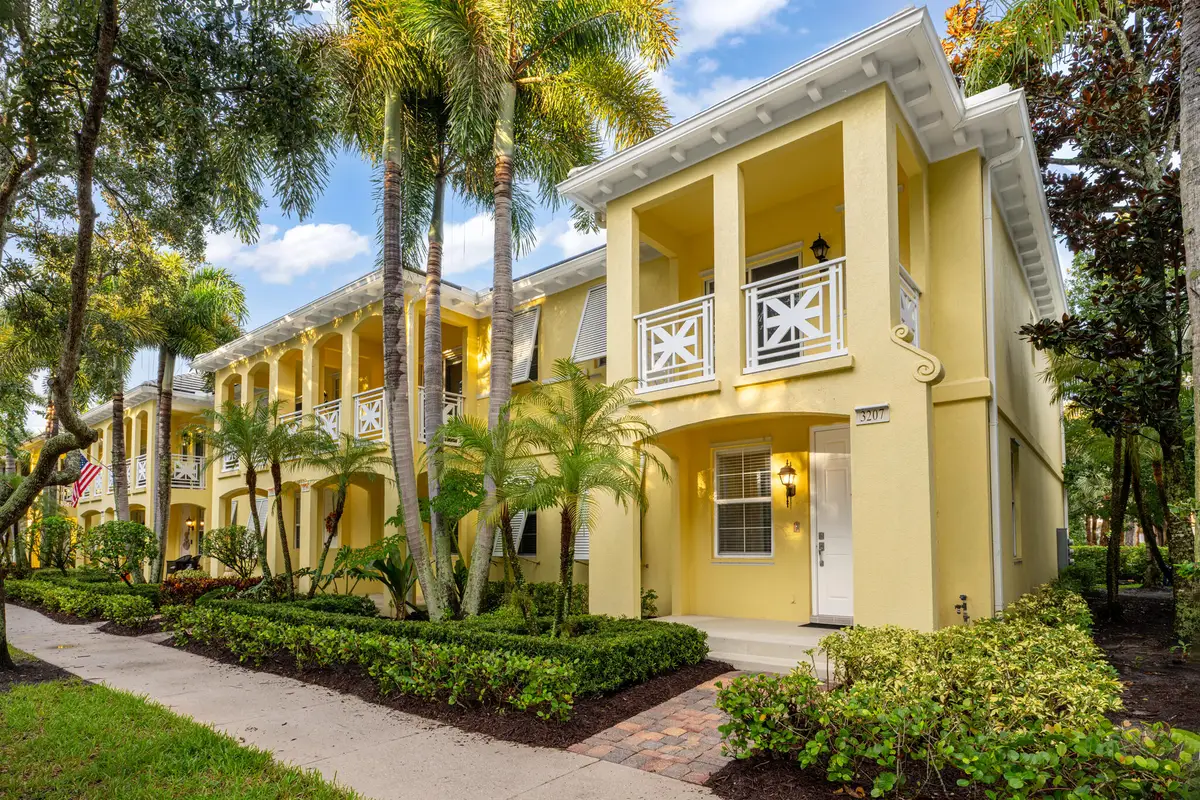 3207 E Community Drive E, Jupiter, FL 33458 - #1