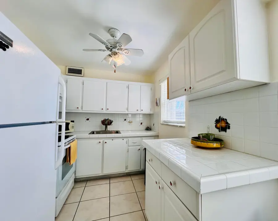 173 Dorchester H #173, West Palm Beach, FL 33417 - #3