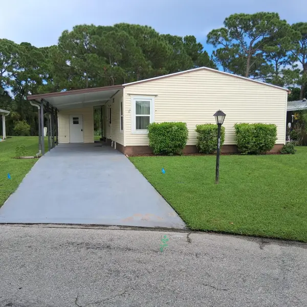 2629 Caper Court, Port St Lucie, FL 34952