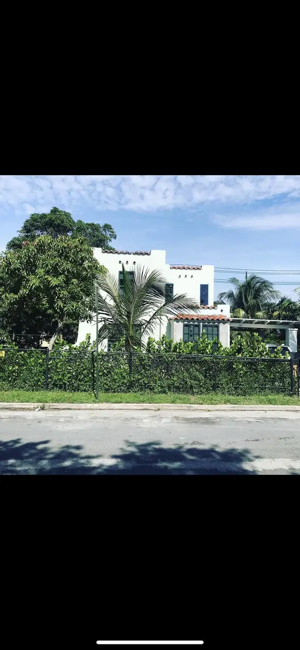 125 S B Street, Lake Worth Beach, FL 33460
