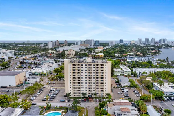 900 NE 18th Avenue #406, Fort Lauderdale, FL 33304
