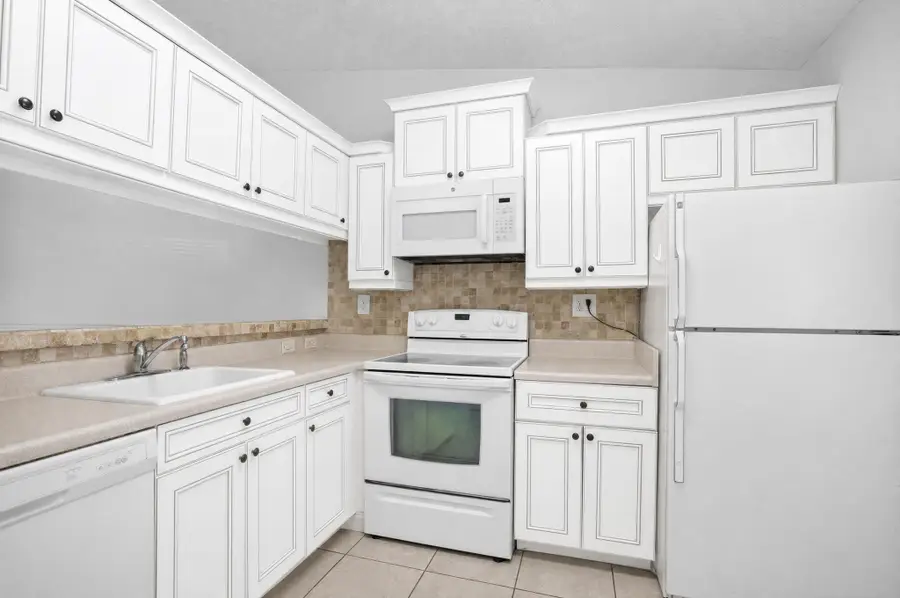 9919 Nob Hill Court #9919, Sunrise, FL 33351 - #3
