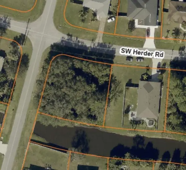 1498 SW Herder Road, Port St Lucie, FL 34953