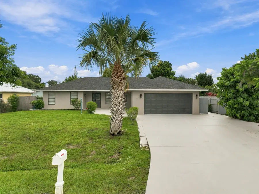 680 SW Colleen Avenue, Port Saint Lucie, FL 34983 - #2
