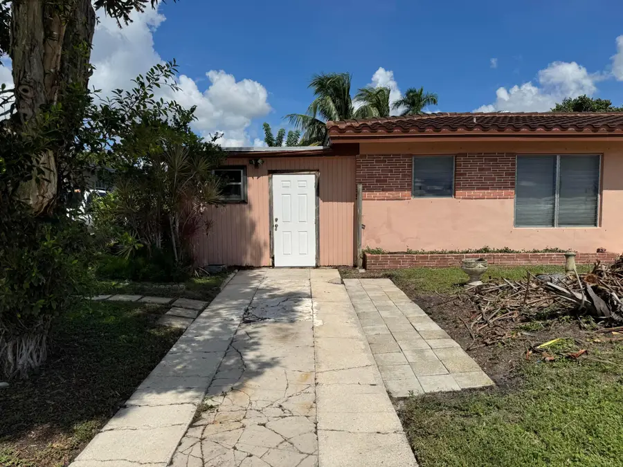 5051 SW 10th Street, Plantation, FL 33317 - #3